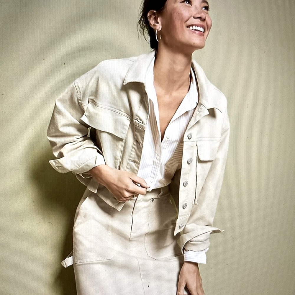 Cropped cotton denim jacket in light tan